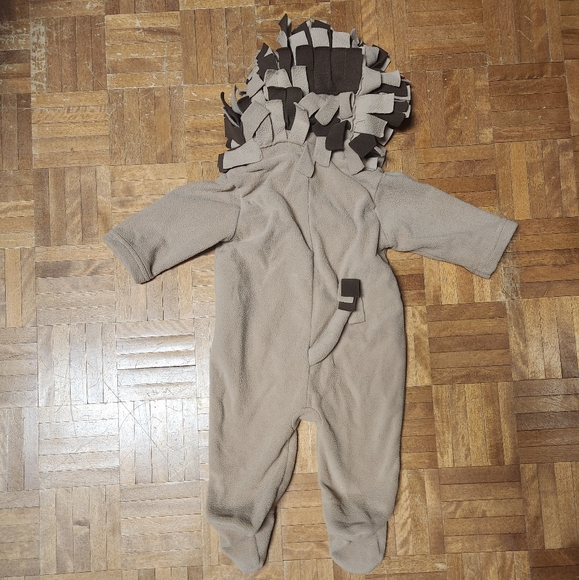 Old Navy 6-12 months fleece lion costume - Picture 4 of 4